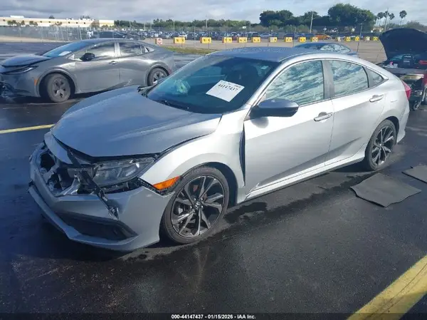 19XFC2F82LE008946 2020 HONDA CIVIC - Image 2