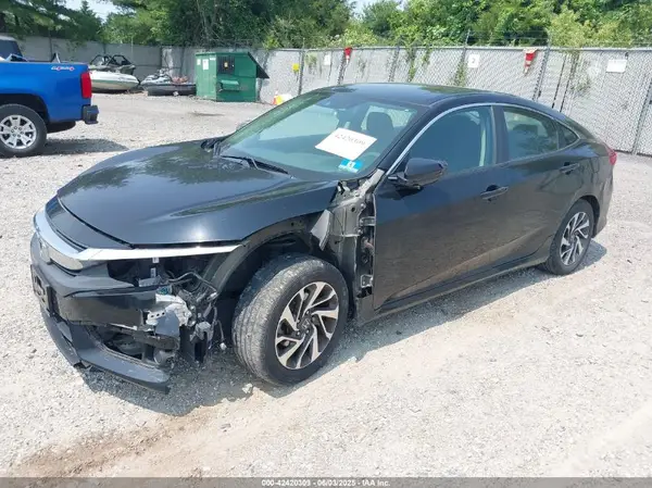 19XFC2F83GE213407 2016 HONDA CIVIC - Image 2