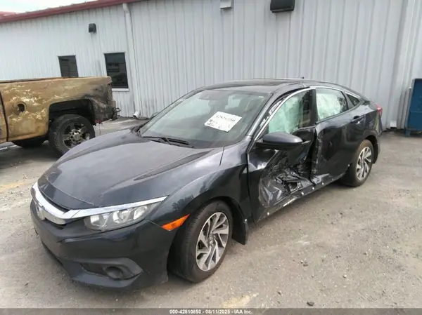 19XFC2F83HE030252 2017 HONDA CIVIC - Image 2