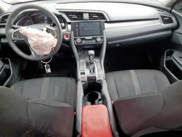 19XFC2F83JE009830 2018 HONDA CIVIC - Image 8