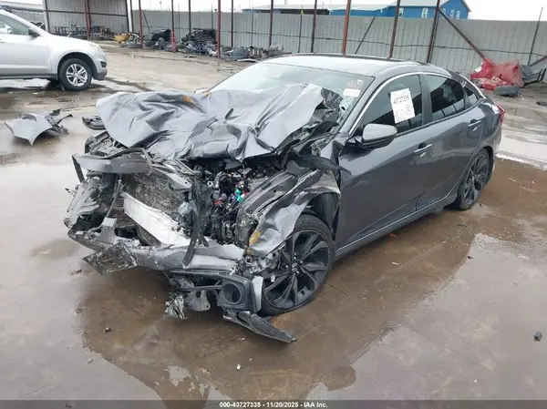 19XFC2F83KE000854 2019 HONDA CIVIC - Image 2