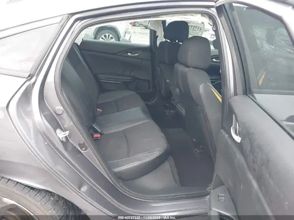 19XFC2F83KE000854 2019 HONDA CIVIC - Image 8