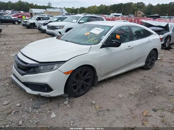 19XFC2F83KE002846 2019 HONDA CIVIC - Image 2