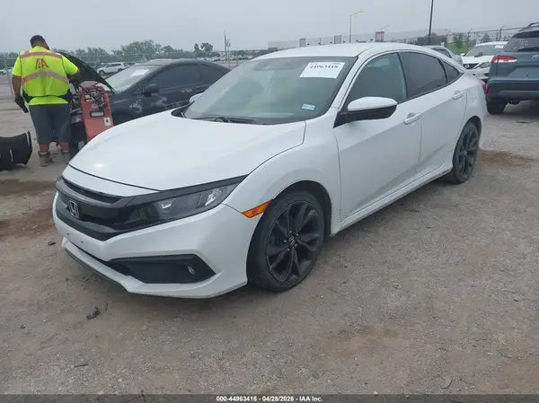 19XFC2F83KE008677 2019 HONDA CIVIC - Image 2