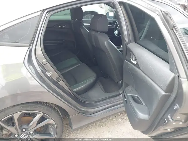 19XFC2F83KE043283 2019 HONDA CIVIC - Image 8