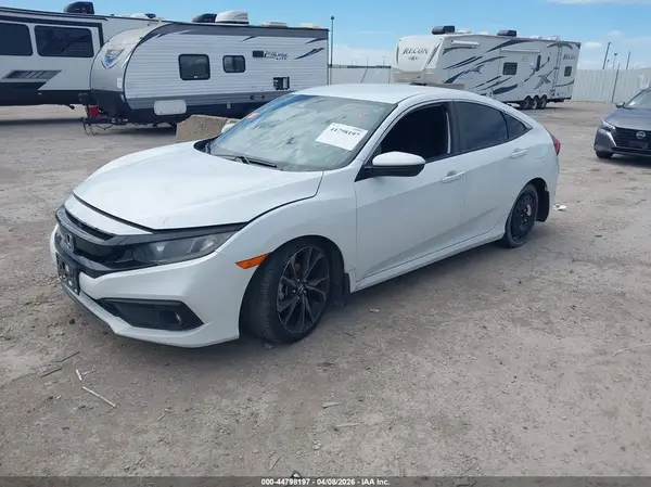 19XFC2F83KE049116 2019 HONDA CIVIC - Image 2