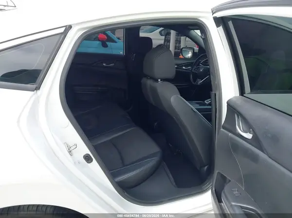 19XFC2F83KE203615 2019 HONDA CIVIC - Image 8