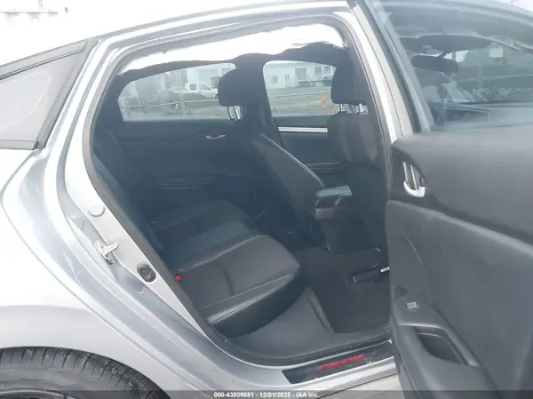 19XFC2F83KE205459 2019 HONDA CIVIC - Image 8