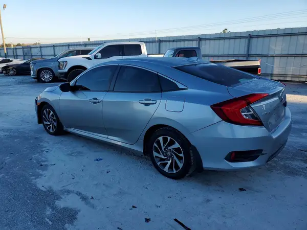 19XFC2F84HE032429 2017 HONDA CIVIC - Image 2