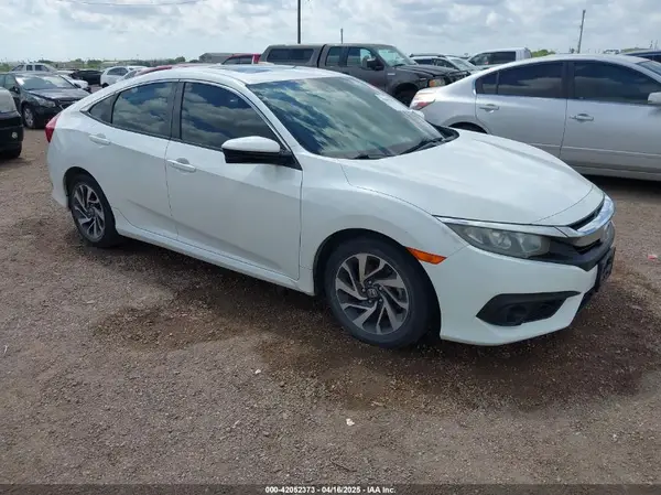 19XFC2F84JE024661 2018 HONDA CIVIC - Image 1