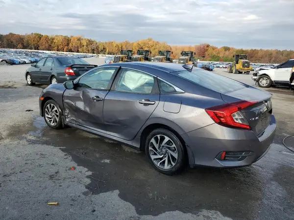 19XFC2F84JE032050 2018 HONDA CIVIC - Image 2