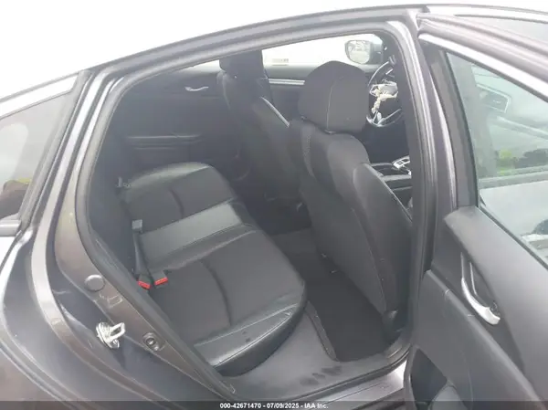 19XFC2F84KE004637 2019 HONDA CIVIC - Image 8