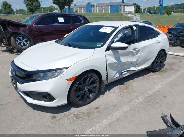 19XFC2F84KE009823 2019 HONDA CIVIC - Image 2