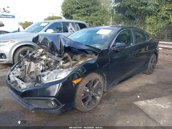 19XFC2F84KE011605 2019 HONDA CIVIC - Image 2