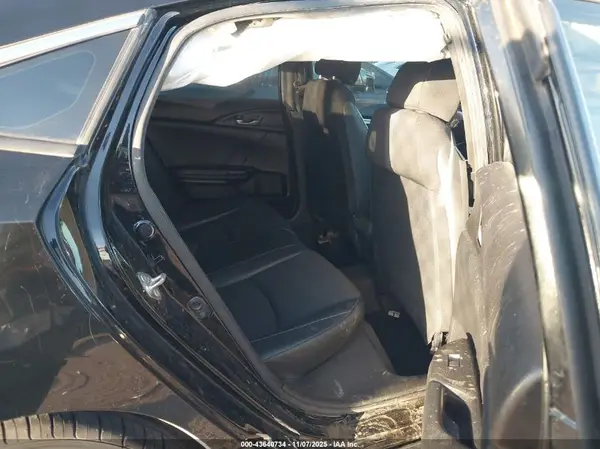 19XFC2F84KE031515 2019 HONDA CIVIC - Image 8