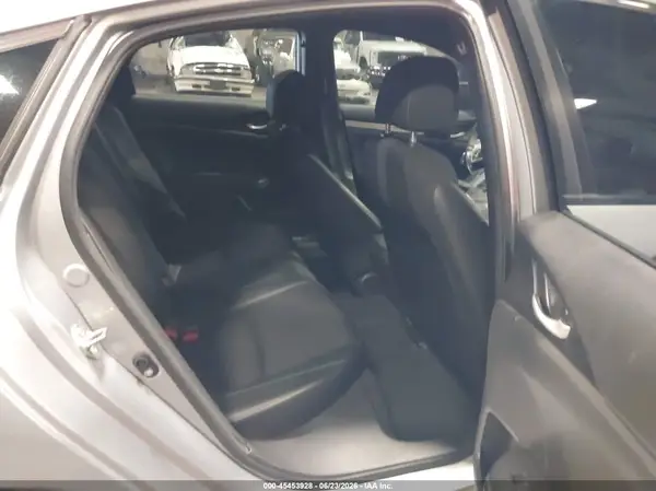 19XFC2F84KE203915 2019 HONDA CIVIC - Image 8