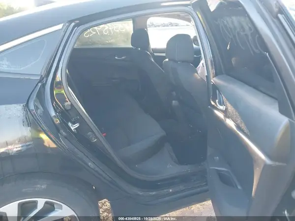 19XFC2F85HE052866 2017 HONDA CIVIC - Image 8