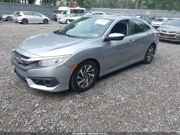 19XFC2F85HE208422 2017 HONDA CIVIC - Image 2