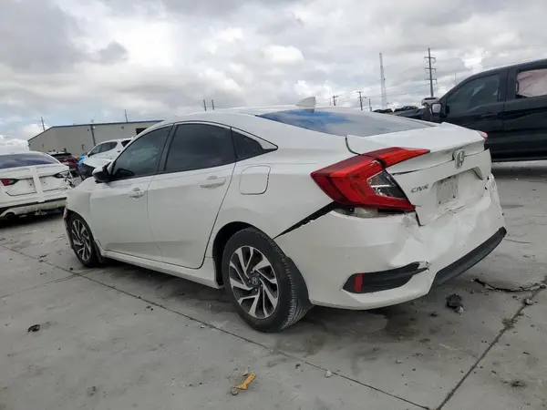 19XFC2F85JE038035 2018 HONDA CIVIC - Image 2