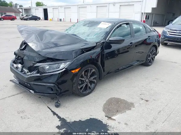 19XFC2F85KE015159 2019 HONDA CIVIC - Image 2