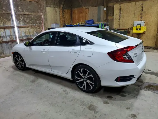 19XFC2F85KE036755 2019 HONDA CIVIC - Image 2