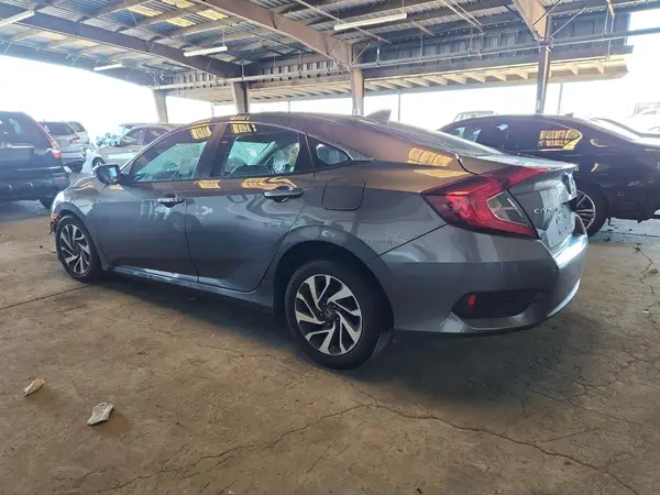 19XFC2F86HE210079 2017 HONDA CIVIC - Image 2