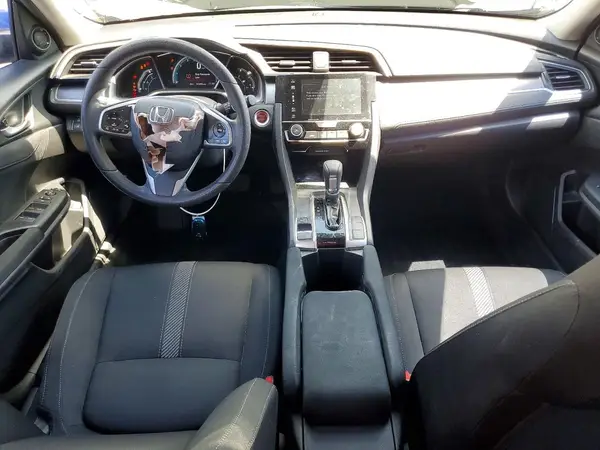 19XFC2F86JE015900 2018 HONDA CIVIC - Image 8
