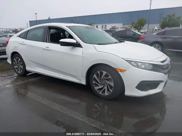 19XFC2F86JE201288 2018 HONDA CIVIC - Image 1