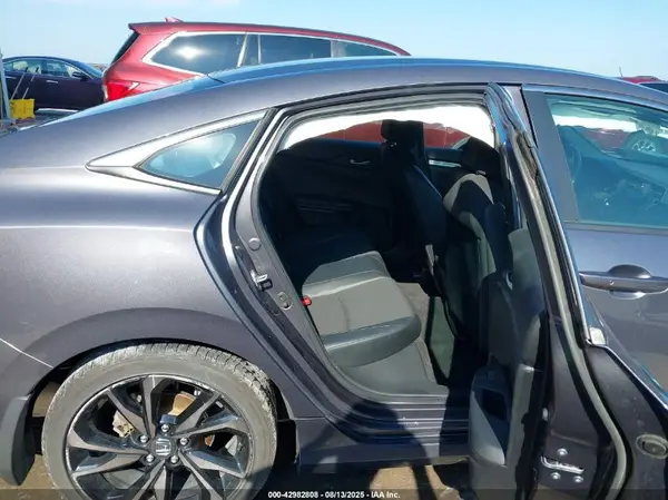 19XFC2F86KE002288 2019 HONDA CIVIC - Image 8