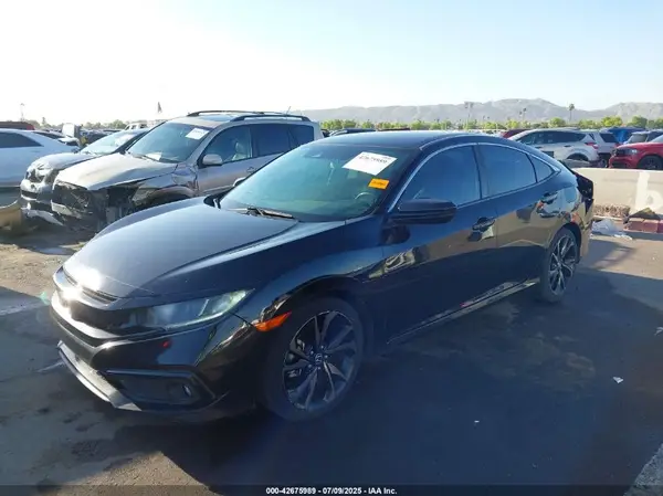 19XFC2F86KE013369 2019 HONDA CIVIC - Image 2