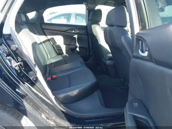 19XFC2F86KE013369 2019 HONDA CIVIC - Image 8
