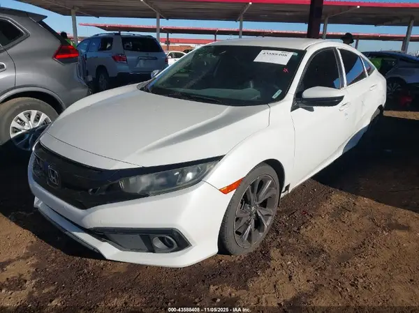 19XFC2F86KE034030 2019 HONDA CIVIC - Image 2