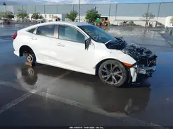 19XFC2F86KE215368 2019 HONDA CIVIC