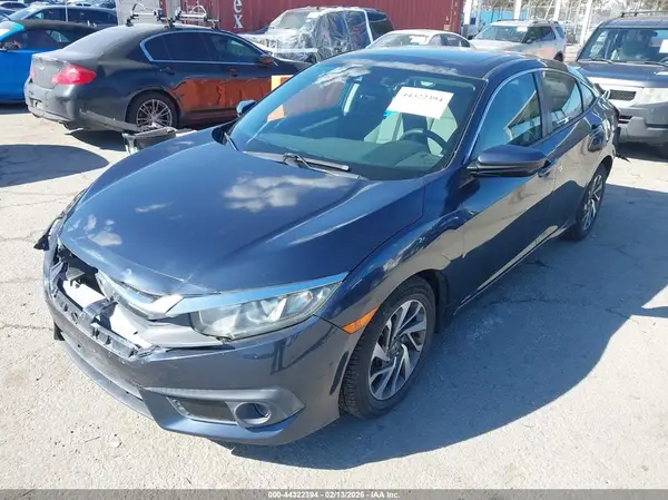 19XFC2F87GE239329 2016 HONDA CIVIC - Image 2