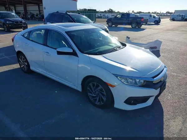 19XFC2F87HE227988 2017 HONDA CIVIC - Image 1