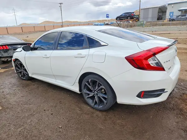 19XFC2F87LE010000 2020 HONDA CIVIC - Image 2