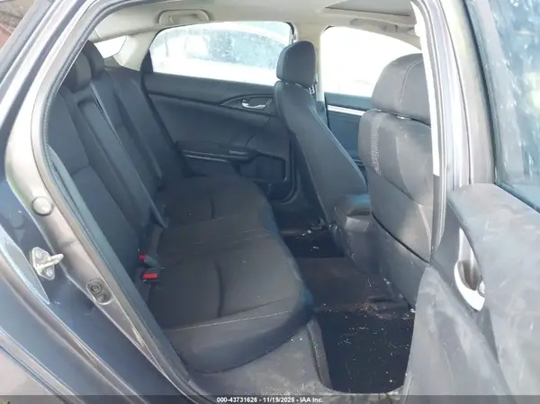 19XFC2F88GE058465 2016 HONDA CIVIC - Image 8