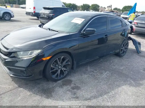 19XFC2F88KE007332 2019 HONDA CIVIC - Image 2