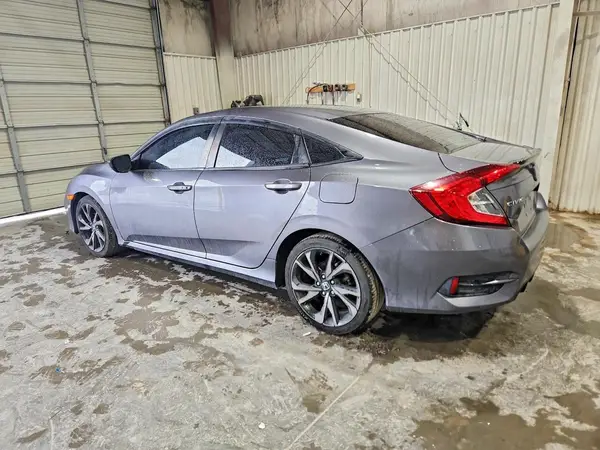 19XFC2F88KE008724 2019 HONDA CIVIC - Image 2