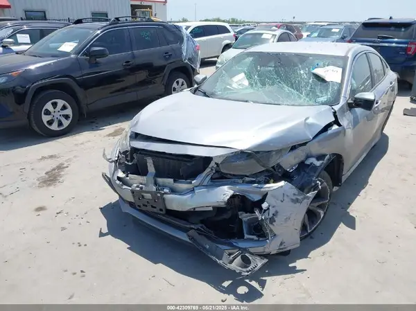 19XFC2F88KE036734 2019 HONDA CIVIC - Image 2