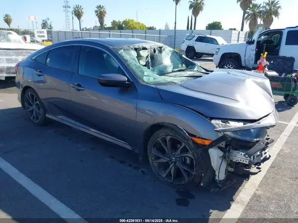19XFC2F88KE213279 2019 HONDA CIVIC - Image 1