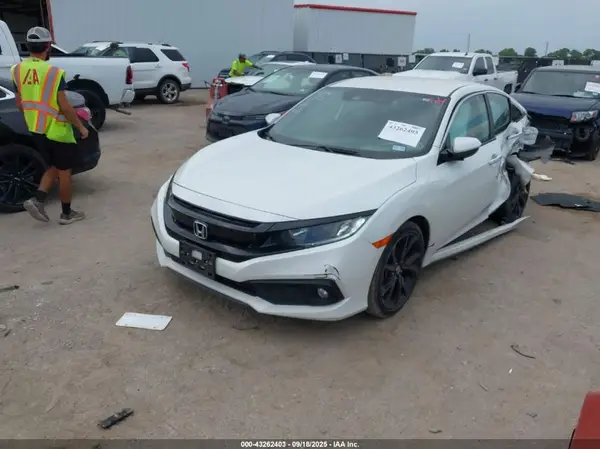 19XFC2F88LE020535 2020 HONDA CIVIC - Image 2