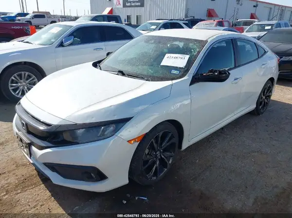 19XFC2F88LE023645 2020 HONDA CIVIC - Image 2