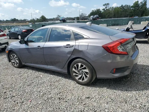 19XFC2F89JE034800 2018 HONDA CIVIC - Image 2