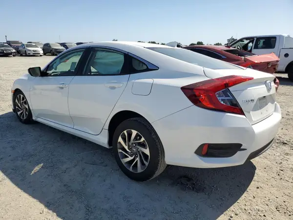19XFC2F89JE202516 2018 HONDA CIVIC - Image 2