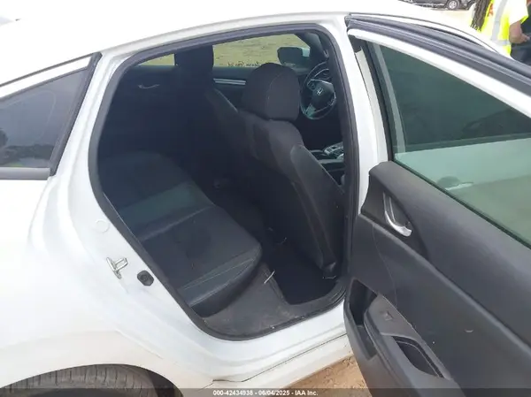 19XFC2F89KE026679 2019 HONDA CIVIC - Image 8