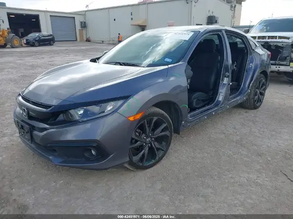 19XFC2F89LE000584 2020 HONDA CIVIC - Image 2