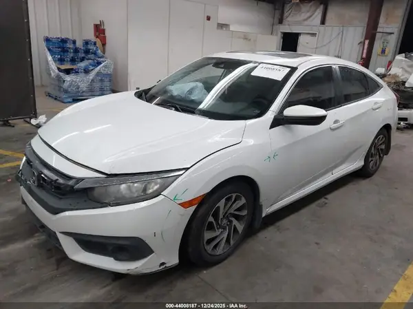 19XFC2F8XGE081049 2016 HONDA CIVIC - Image 2