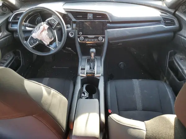 19XFC2F8XKE026884 2019 HONDA CIVIC - Image 8