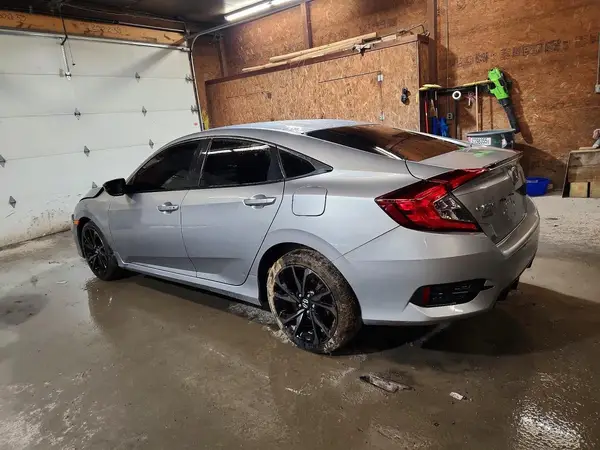 19XFC2F8XKE201103 2019 HONDA CIVIC - Image 2